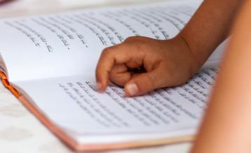 kid reading